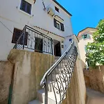 Borna * Baška